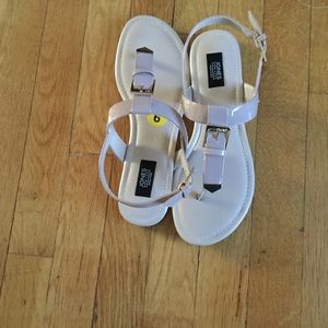 jones new york sandals